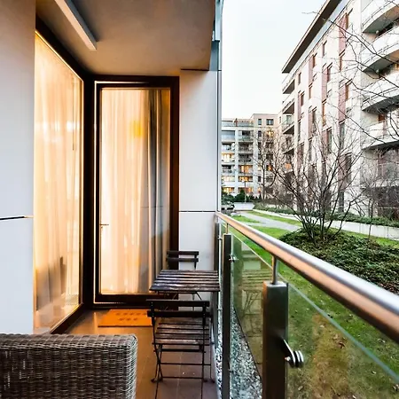 Solec Kruczkowskiego Innovative Studio 公寓